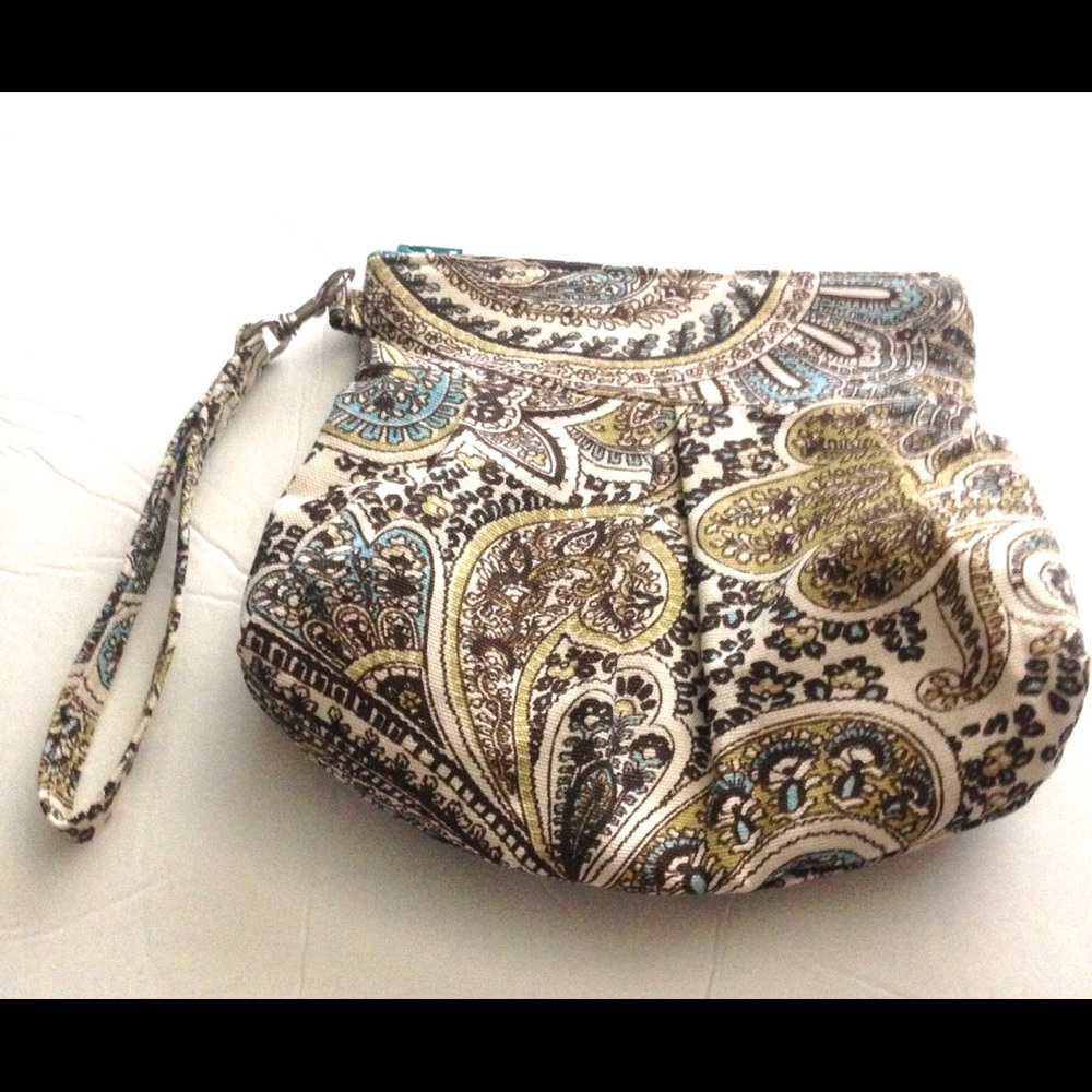 Retro style paisley floral print wristlet bag